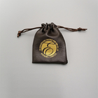 El regalo de cuero suave del lazo de la tela de la PU de Brown los 9x12cm empaqueta con el logotipo del oro