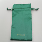 El regalo verde del lazo de la tela de satén del bordado empaqueta el tamaño de los 7x9cm