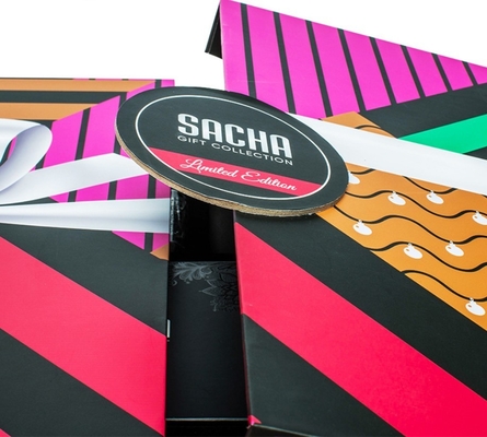 Empaquetado de papel de la cartulina del rectángulo de las cajas de regalo del maquillaje de CMYK Skincare 600gsm